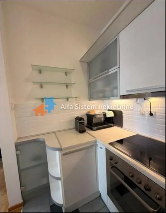 Izdavanje, stan, 41m², Neimar, Vračar Sve Podlokacije