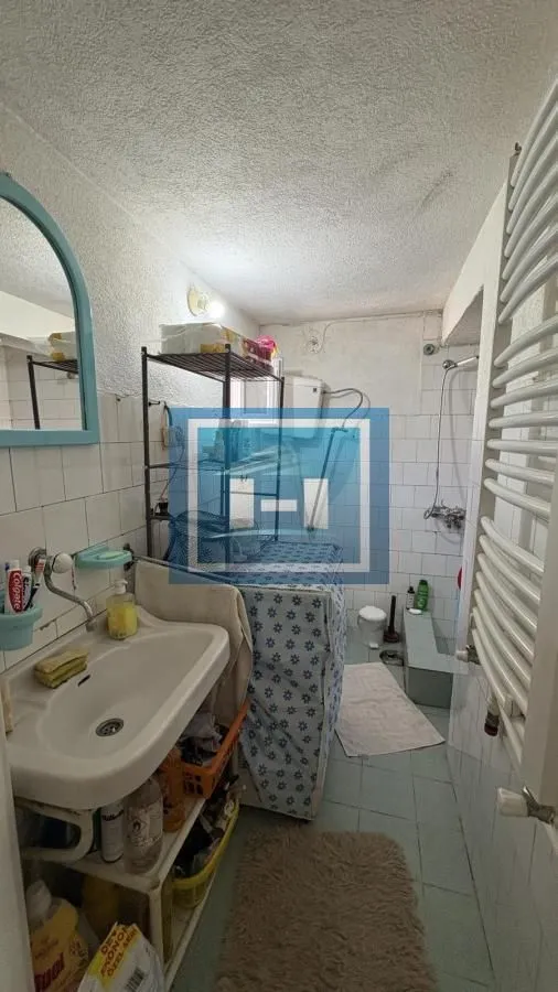 Prodaja, dvosoban stan, 64m², Vašarište, Jagodina