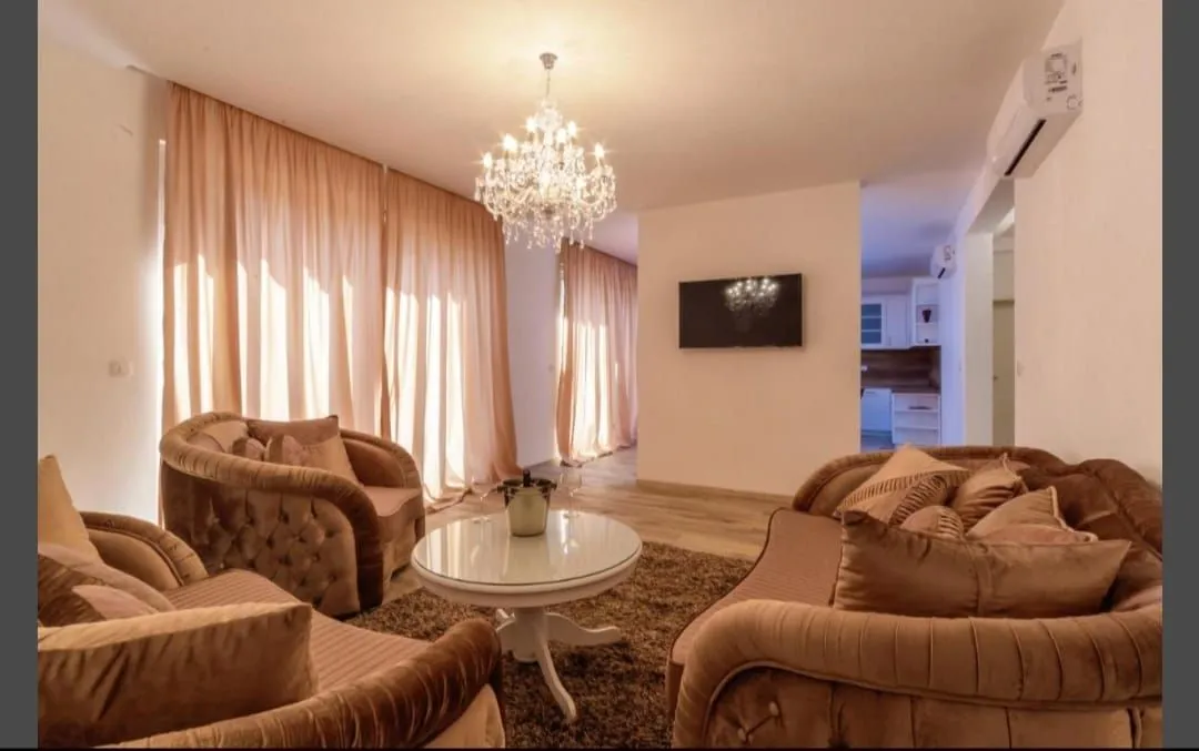 Rent, three bedroom apartment, 130m², Petrovac, Budva