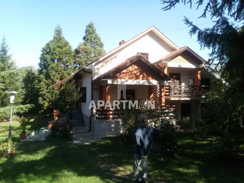 Prodaja, kuća, 289m², Arnajevo, Barajevo