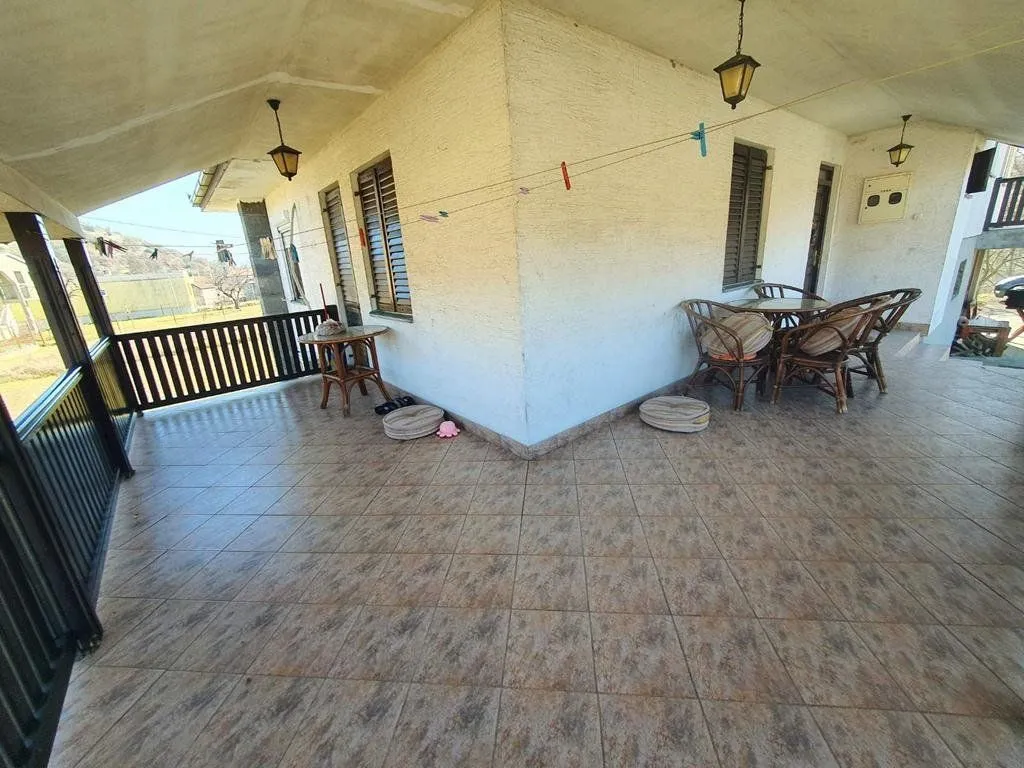 Sale, house, 200m², Vezirov Most, Podgorica