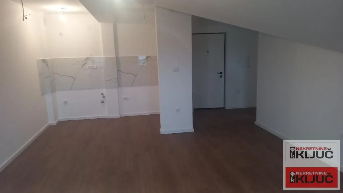 Prodaja, dvosoban stan, 41m², Podbara, Novi Sad Sve Podlokacije