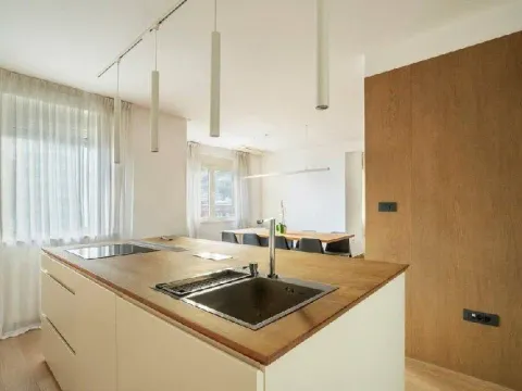Rent, two bedroom apartment, 138m², Centar, Budva - image 4