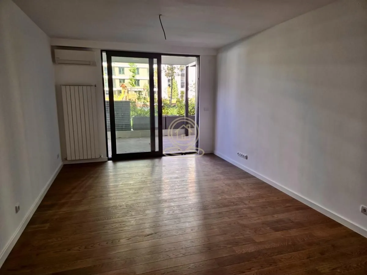 Prodaja, trosoban stan, 105m², Medijana, Niš