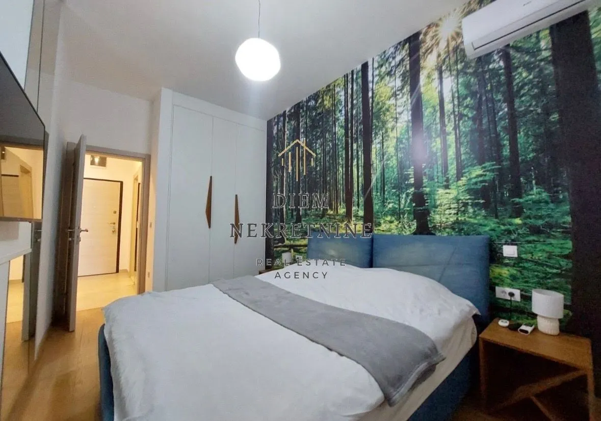 Rent, one bedroom apartment, 57m², Dobrota, Kotor