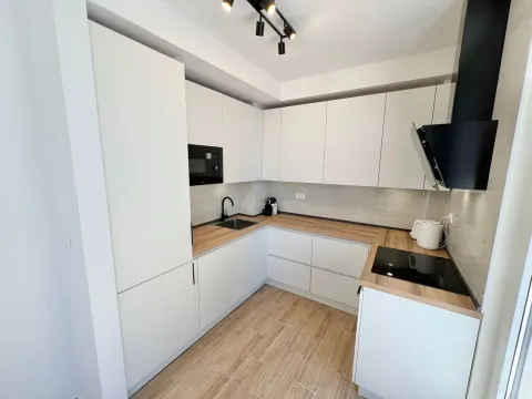 Rent, one bedroom apartment, 83m², Bečići, Budva - image 8