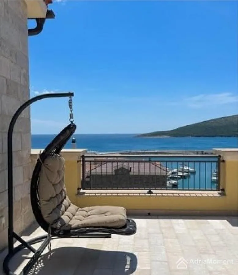 Prodaja, trosoban stan, 290m², Luštica Bay, Tivat