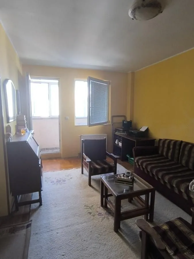 Izdavanje, jednosoban stan, 45m², Grbavica, Novi Sad Sve Podlokacije