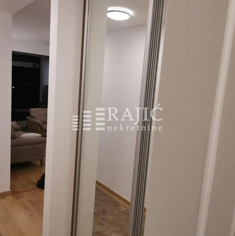 Rent, two bedroom apartment, 65m², Stari Grad, Beograd