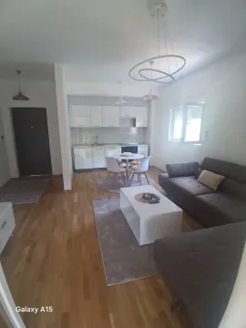 Sale, one bedroom apartment, 45m², Bečići, Budva - image 4