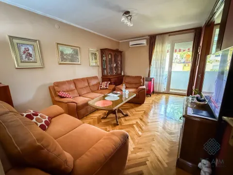 Prodaja, dvosoban stan, 72m², Stari Aerodrom, Podgorica - image 2