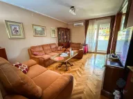 Prodaja, dvosoban stan, 72m², Stari Aerodrom, Podgorica - image 2