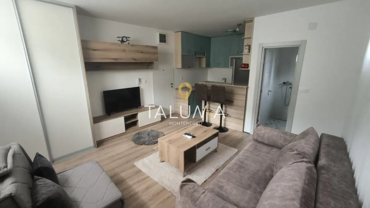 Izdavanje, jednosoban stan, 28m², City Kvart, Podgorica