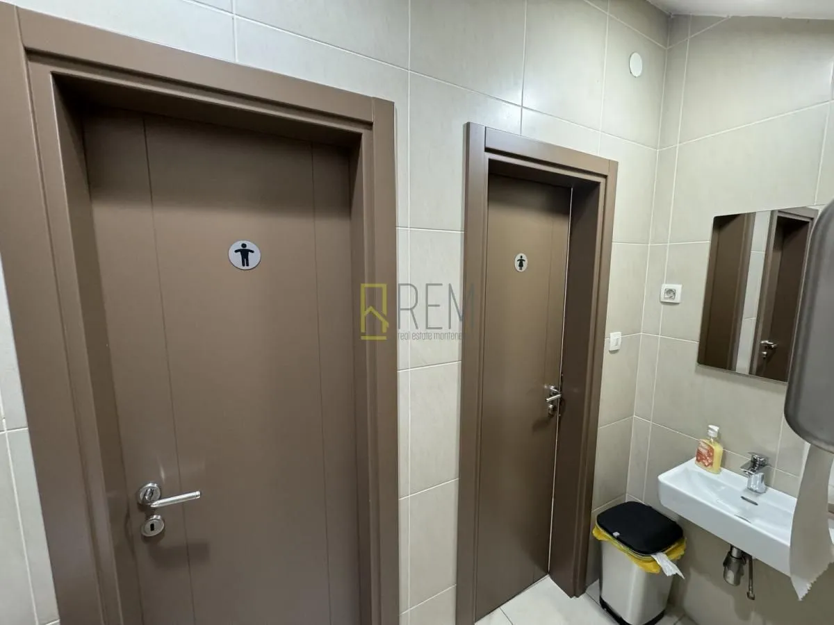 Sale, office space, 370m², Blok 9, Podgorica