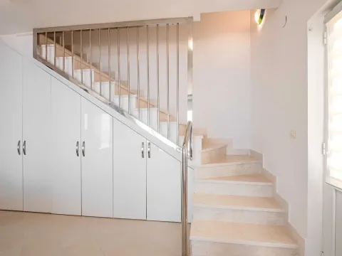 Prodaja, kuća, 380m², Krimovica, Kotor - image 8