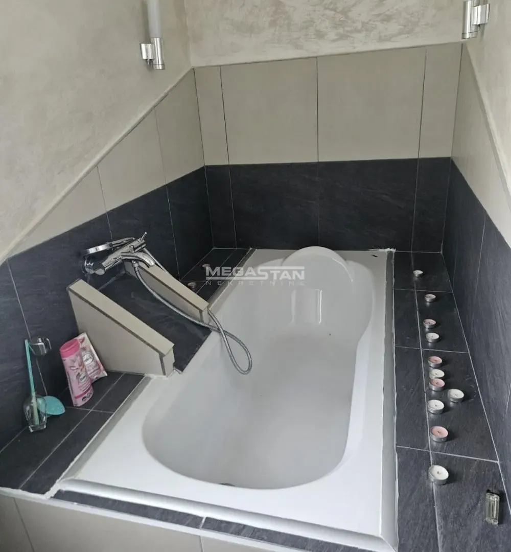 Sale, house, 86m², Zemun Novi Grad, Zemun Sve Podlokacije