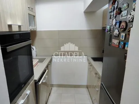Sale, two bedroom apartment, 35m², Šumice, Beograd - image 9