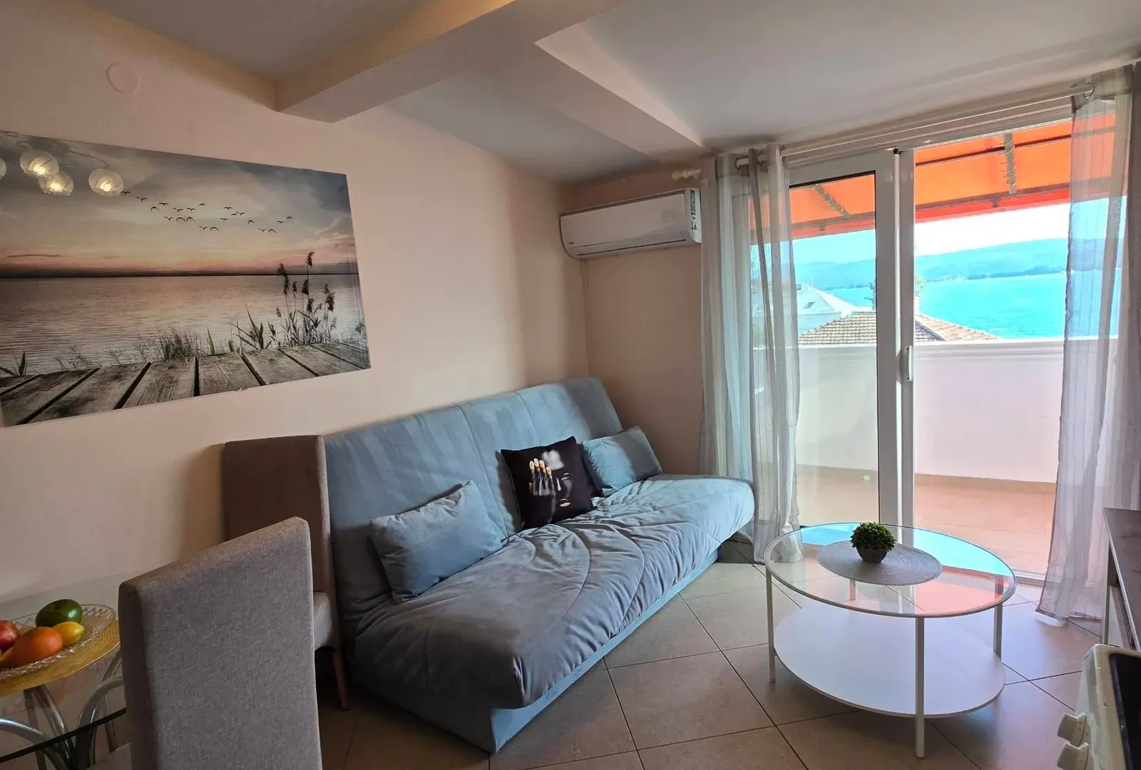 Rent, one bedroom apartment, 45m², Centar, Tivat