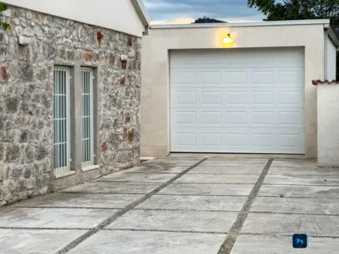 Izdavanje, kuća, 272m², Donji Kokoti, Podgorica - image 5