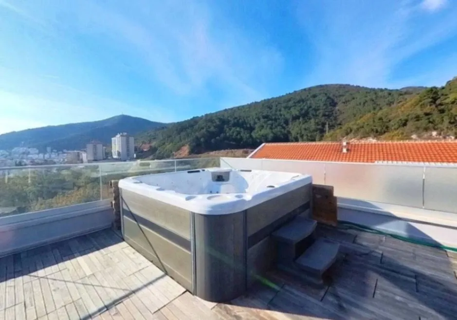Sale, one bedroom apartment, 170m², Budva, Crna Gora