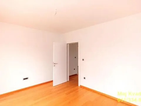 Prodaja, trosoban stan, 92m², Autokomanda, Voždovac Sve Podlokacije - image 8