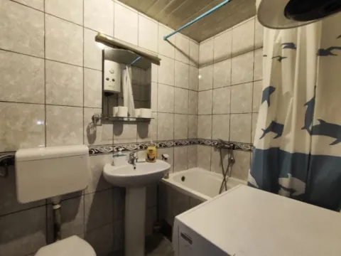 Izdavanje, dvosoban stan, 64m², Stari Aerodrom, Podgorica - image 12