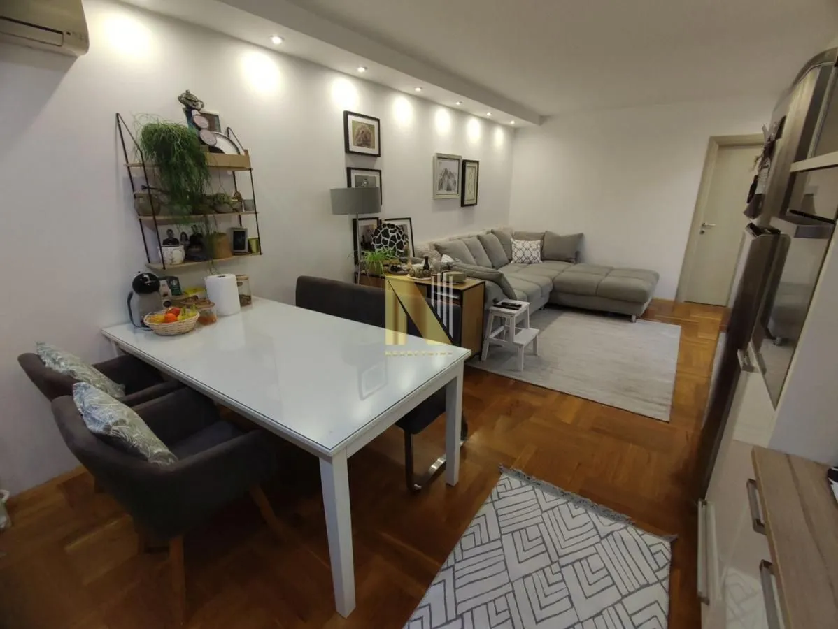 Prodaja, trosoban stan, 75m², Grbavica, Novi Sad Sve Podlokacije