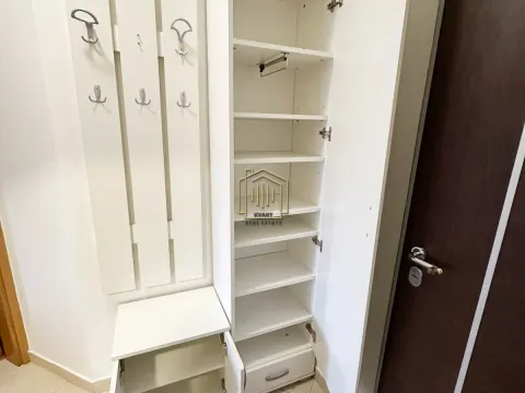 Izdavanje, jednosoban stan, 40m², Stari Aerodrom, Podgorica - image 15