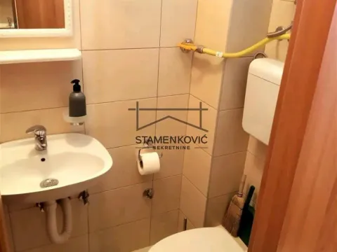 Izdavanje, trosoban stan, 70m², Liman 4, Novi Sad Sve Podlokacije - image 14