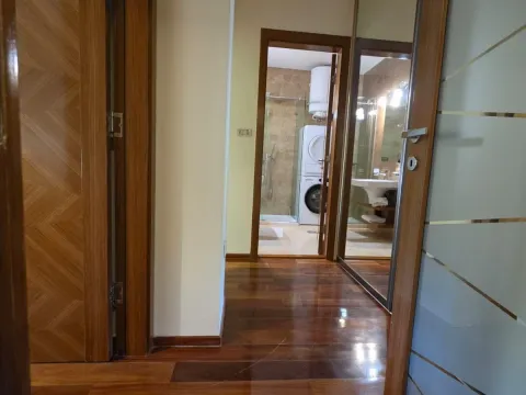 Rent, two bedroom apartment, 75m², Centar, Podgorica - image 6