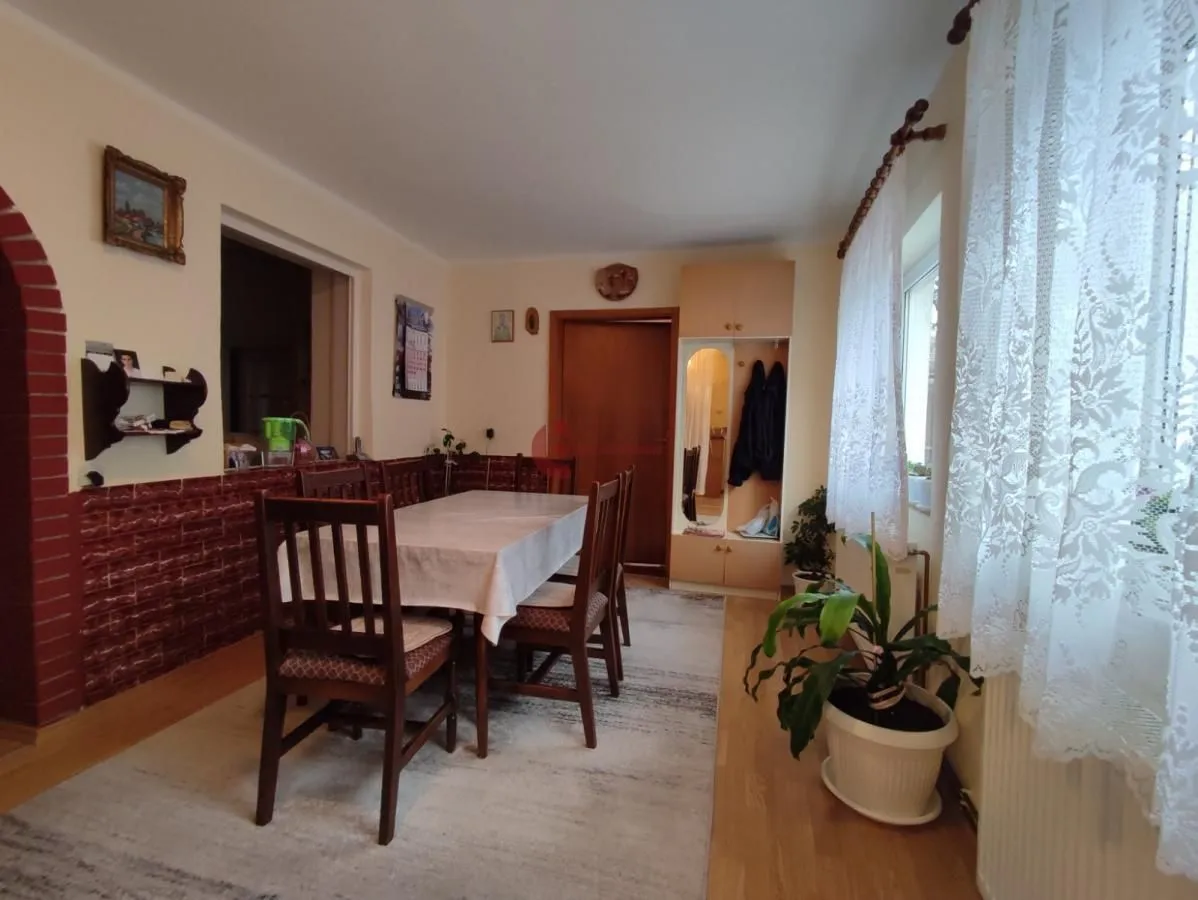 Prodaja, kuća, 224m², Dudova Šuma, Subotica