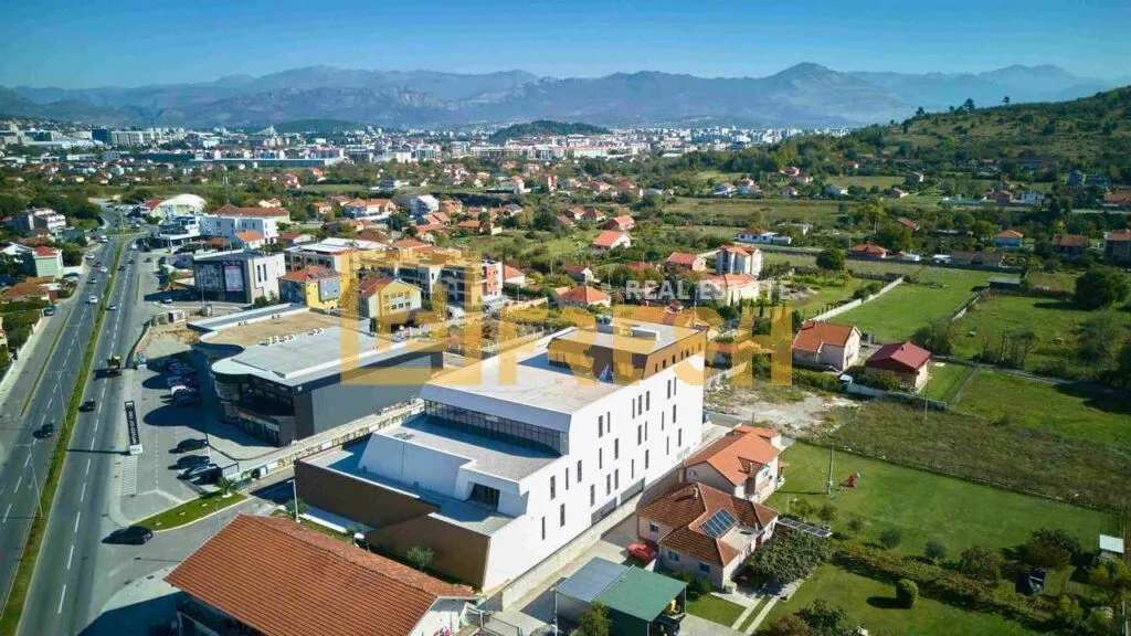 Rent, office space, 7600m², Donja Gorica, Podgorica