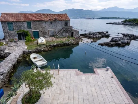 Prodaja, kuća, 121m², Tivat, Crna Gora - image 15