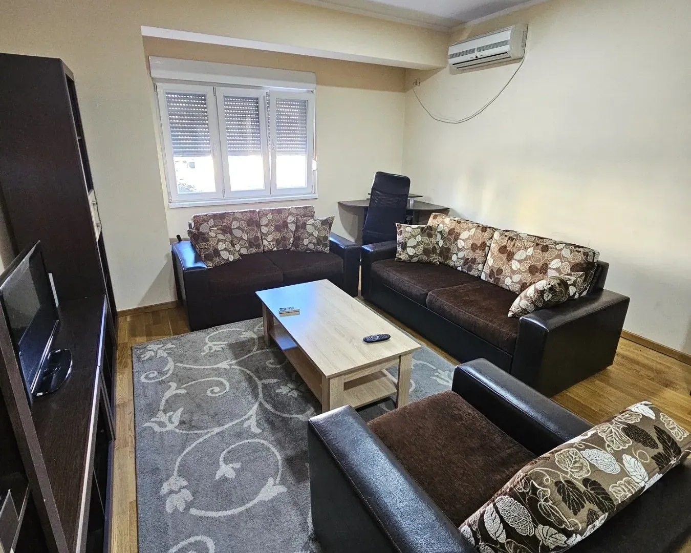 Rent, one bedroom apartment, 54m², City Kvart, Podgorica