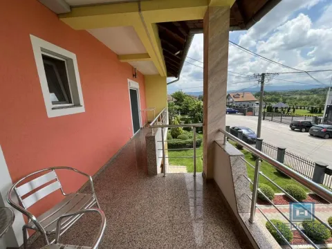 Prodaja, kuća, 302m², Vinorača, Jagodina - image 43