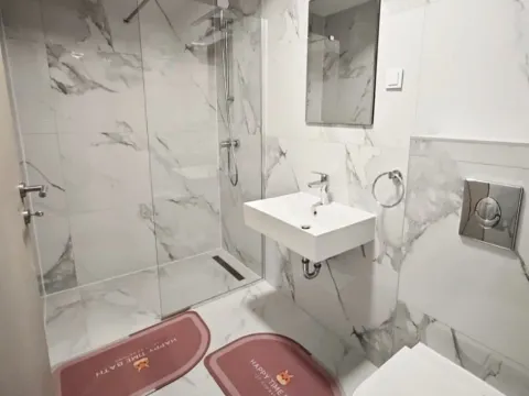 Izdavanje, dvosoban stan, 64m², Stara Varoš, Podgorica - image 11