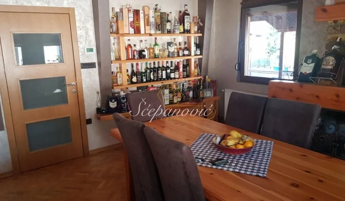 Rent, house, 165m², Sremska Kamenica, Petrovaradin