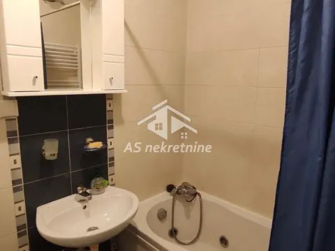 Izdavanje, dvosoban stan, 51m², Đeram Pijaca, Beograd - image 16