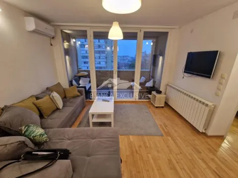 Prodaja, dvosoban stan, 54m², Novi Beograd Blok 1 Fontana, Novi Beograd Sve Podlokacije - image 3