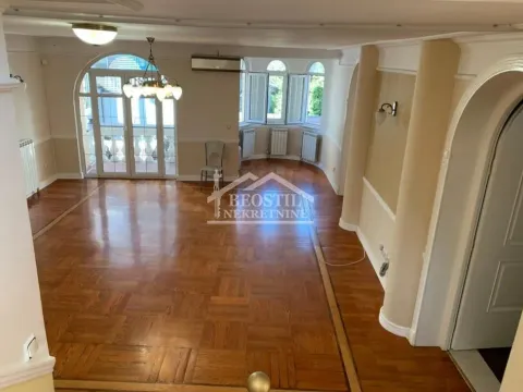 Rent, house, 141m², Stari Grad, Beograd - image 17