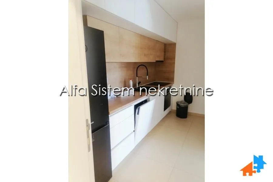 Izdavanje, trosoban stan, 69m², Sarajevska, Beograd