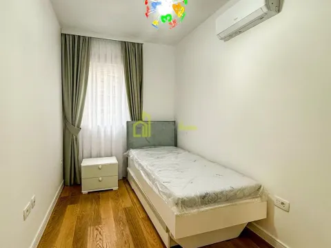 Rent, three bedroom apartment, 93m², Central Point, Podgorica - image 11