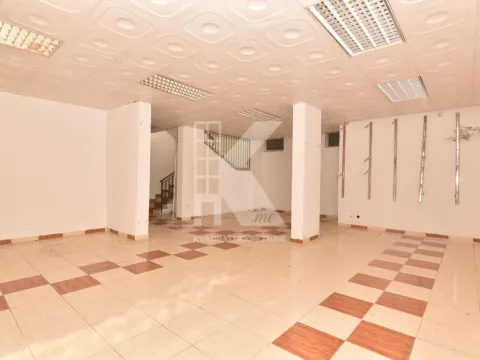Prodaja, poslovni prostor, 240m², Gintaš, Podgorica - image 10