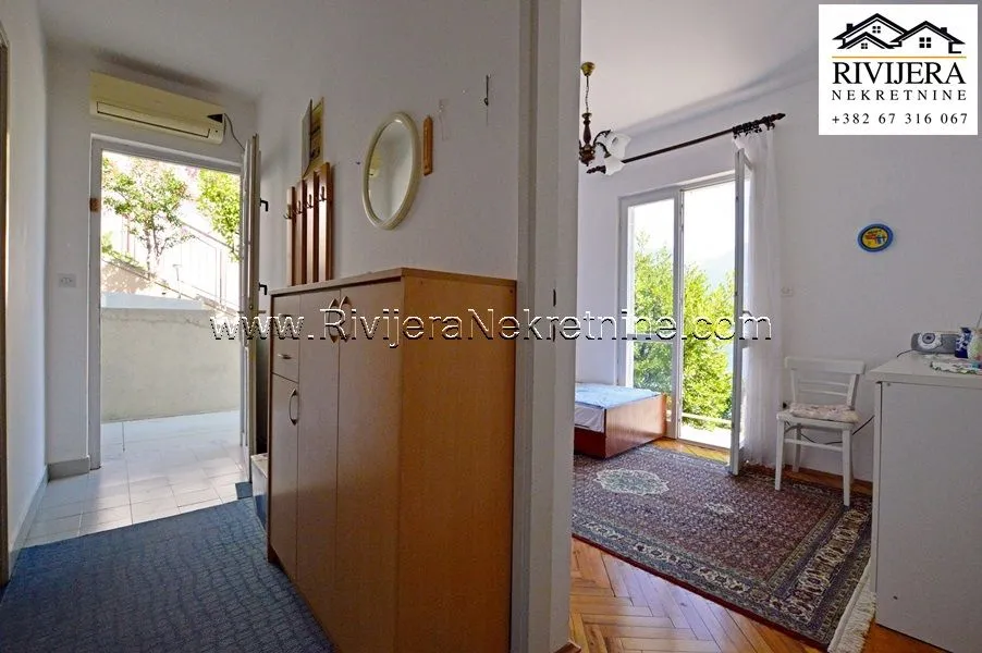 Prodaja, kuća, 100m², Njivice, Herceg Novi