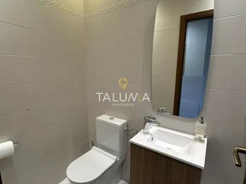 Rent, three bedroom apartment, 200m², Gorica C, Podgorica - image 15