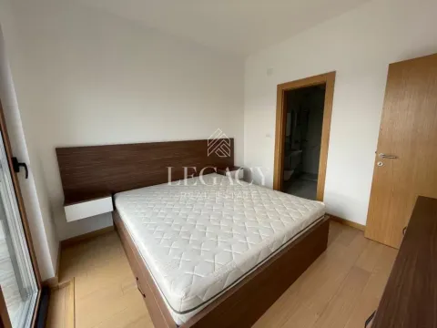 Izdavanje, četvorosoban stan, 91m², Crveni Krst, Beograd - image 28