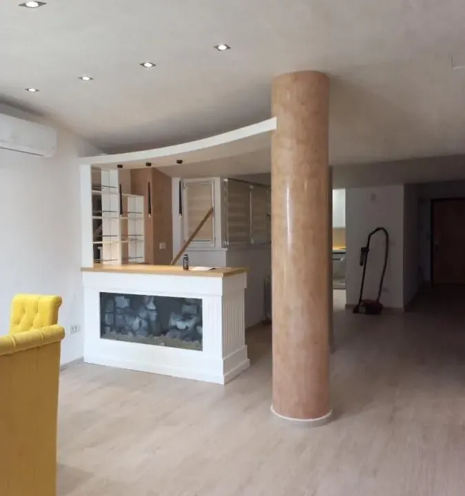 Izdavanje, četvorosoban stan, 163m², Palilula Sve Podlokacije, Beograd