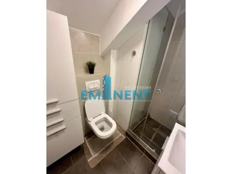 Izdavanje, trosoban stan, 94m², Zemun Sve Podlokacije, Beograd - image 16