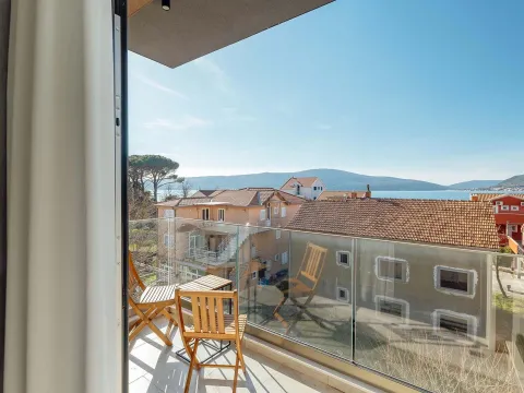 Izdavanje, jednosoban stan, 54m², Donja Lastva, Tivat - image 13