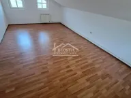 Izdavanje, poslovni prostor, 65m², Šumice, Beograd - image 2